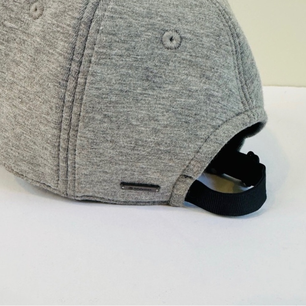 NWOT Lululemon hat - Picture 5 of 6
